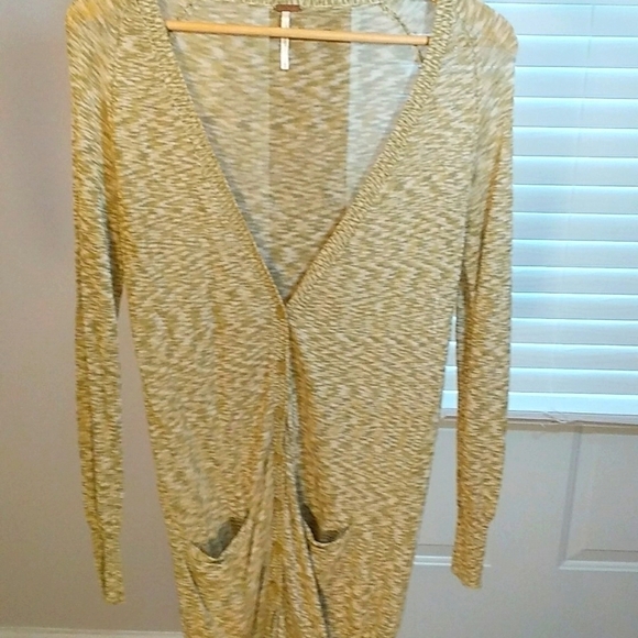Free People Tan Boho Long Sleeves Front Buttons Closure Sweater Cardigan Size S - Picture 9 of 14